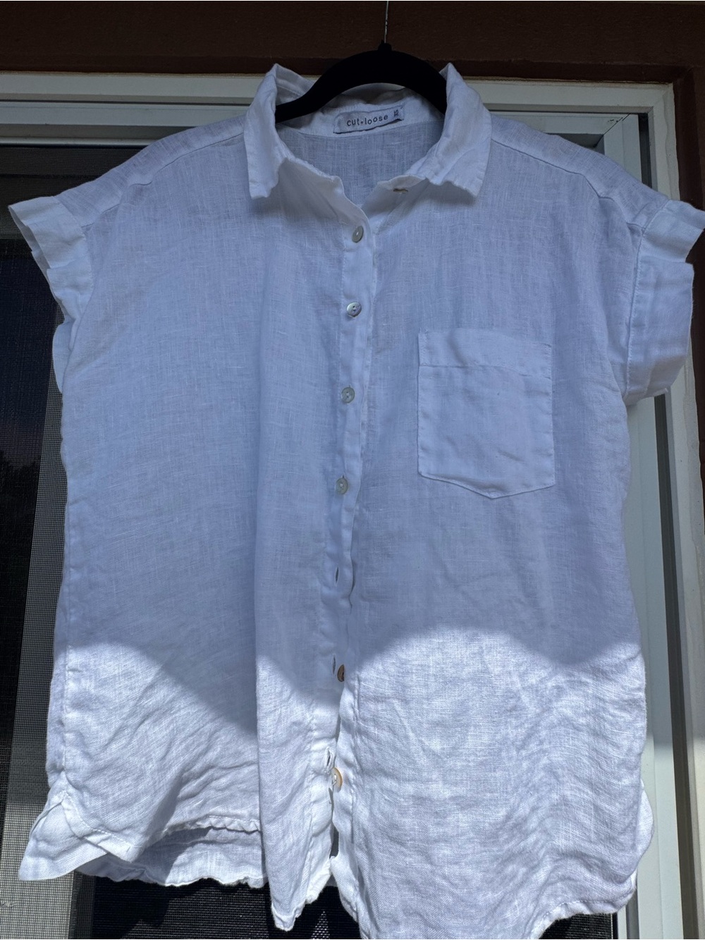 Cut Loose White Linen Short-Sleeve Button-Up Shirt with Abalone Shell Buttons